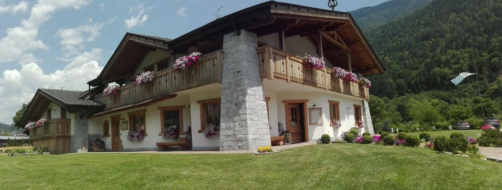 Agriturismo Maso Grisun Borzago Exteriér fotografie